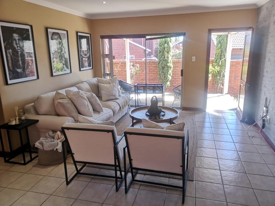 3 Bedroom Property for Sale in Pentagon Park Free State